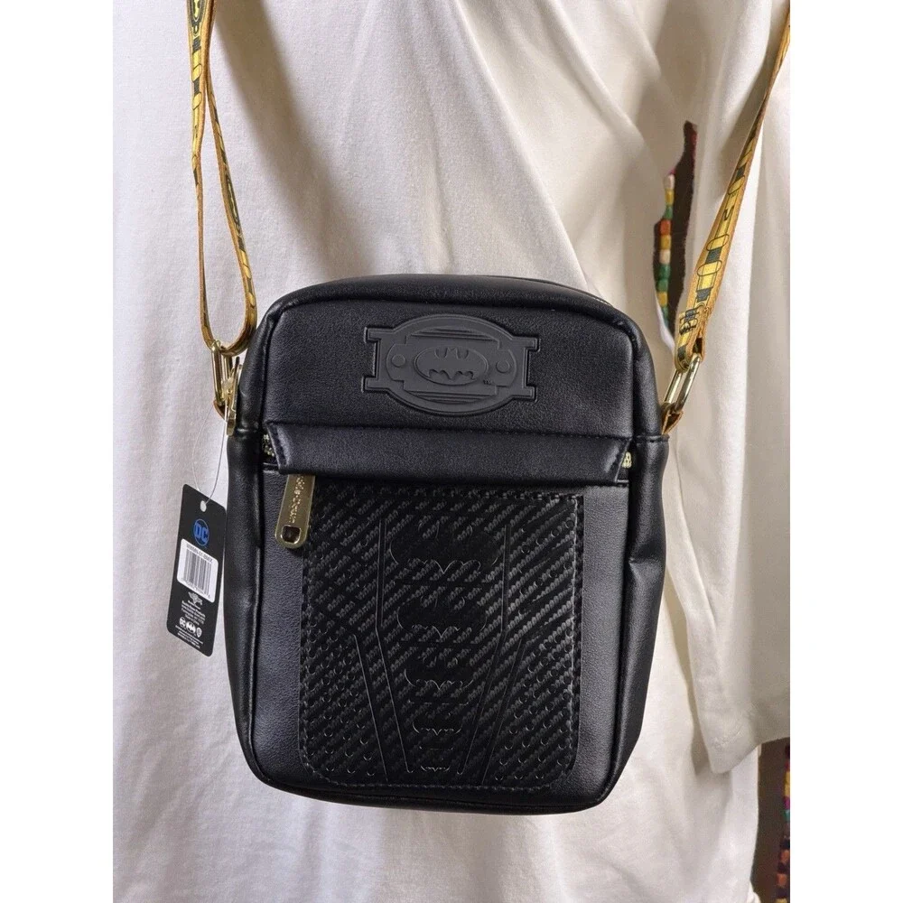 DC Comics Batman Crossbody Wallet Bag Embossed Bat Signal Buckle-Down Black NWT